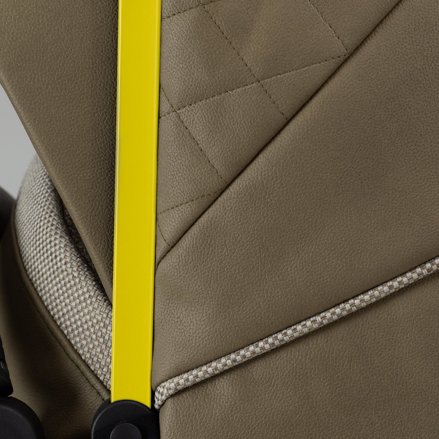 Mercedes Benz Avantgarde GTX Travel System with Britax Baby Safe Pro Car Seat - Electric Yellow